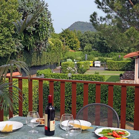 Camping Garden Tourist มาแนร์บา เดล การ์ดา ห้อง รูปภาพ